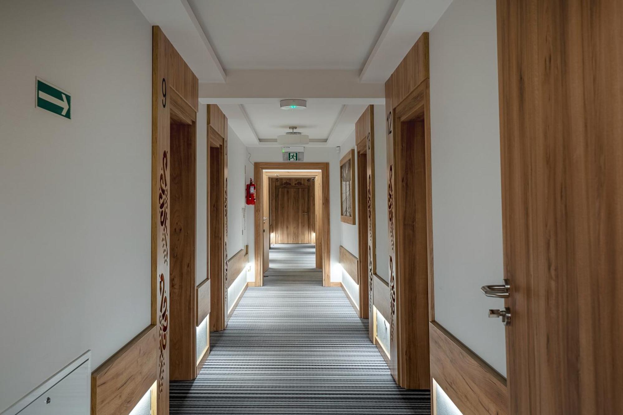 Parzenica B&B - Wyjatkowa I Jedyna!!! Sprawdz Nas A Nie Pozalujesz! Bialka Tatrzanska Ngoại thất bức ảnh