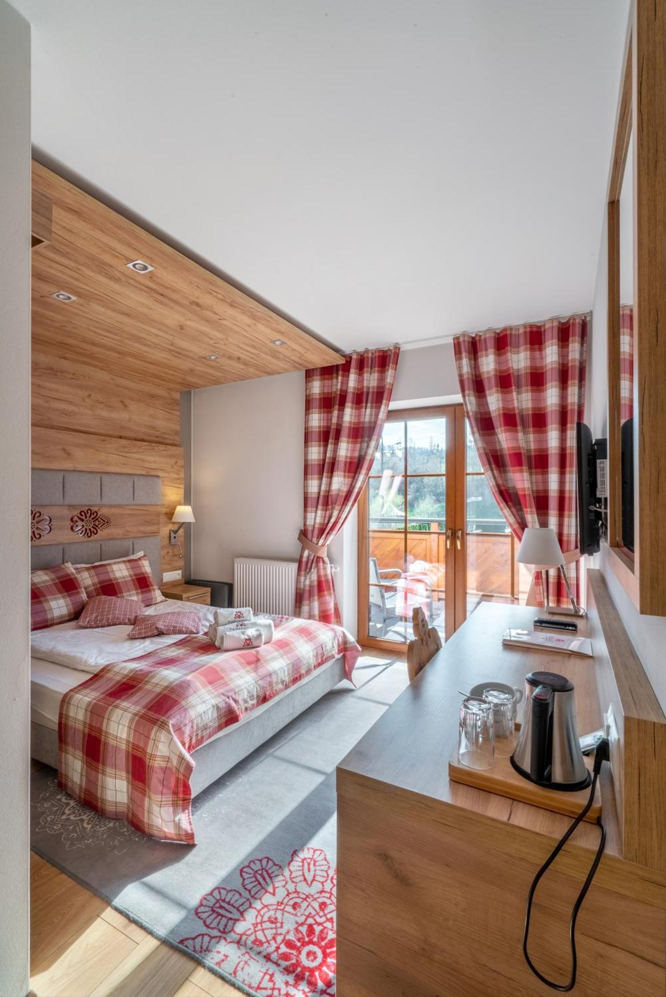 Parzenica B&B - Wyjatkowa I Jedyna!!! Sprawdz Nas A Nie Pozalujesz! Bialka Tatrzanska Ngoại thất bức ảnh